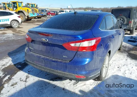 2012 Ford Focus Sel z USA, uszkodzony, nr VIN 1FAHP3H22CL272595